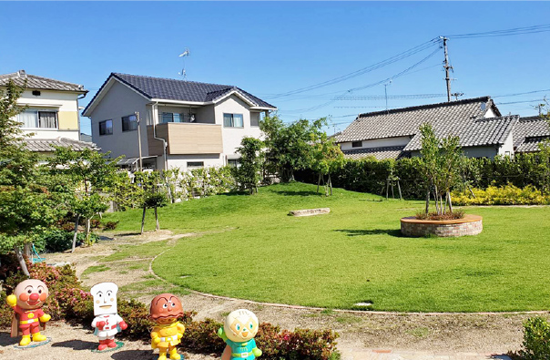 屋外遊技場「こどもの森」写真2